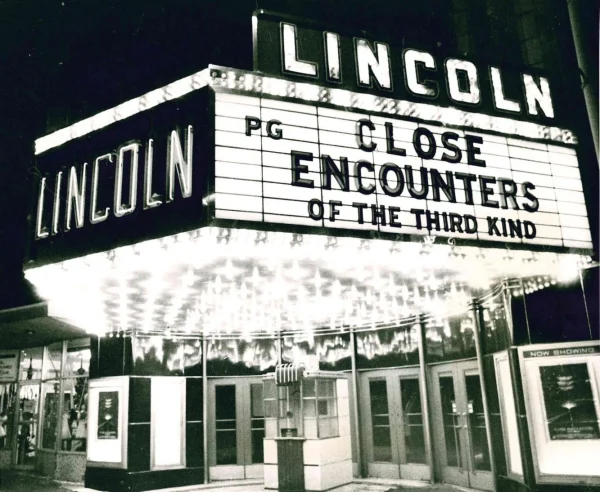 Historic Lincoln Square Theater